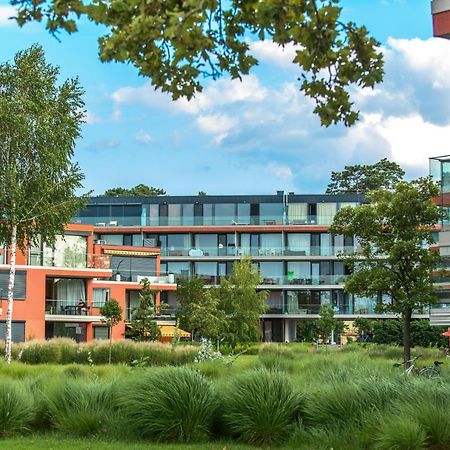 Bl Bavaria Yachtclub & Apartments Balatonlelle Exterior foto