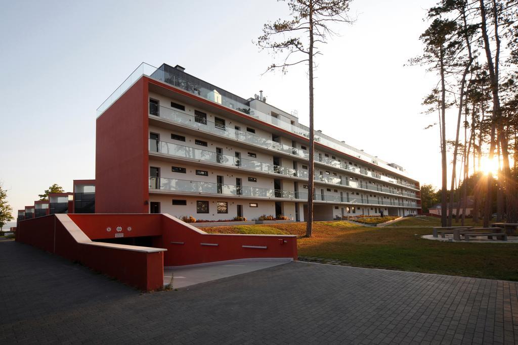 Bl Bavaria Yachtclub & Apartments Balatonlelle Habitación foto