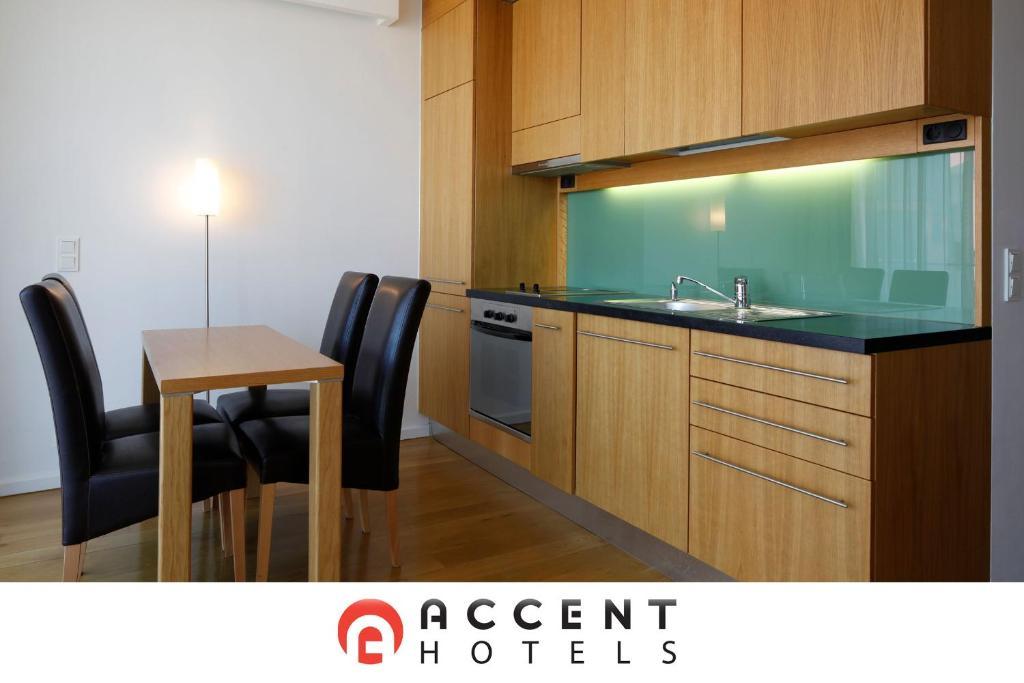 Bl Bavaria Yachtclub & Apartments Balatonlelle Habitación foto
